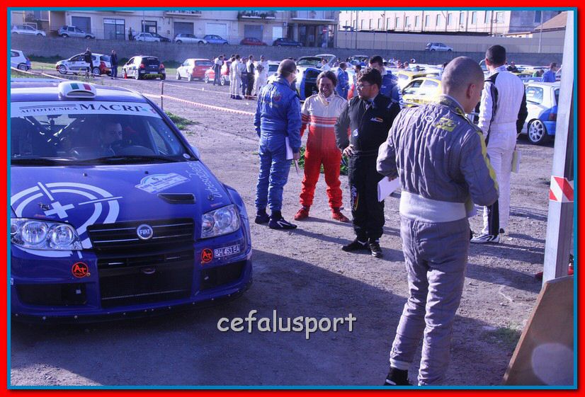 121111 rally 140_tn.jpg